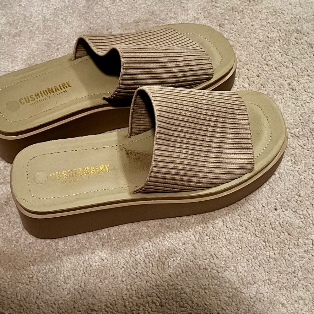 Cushionaire Women's Tan Wedge Sandals